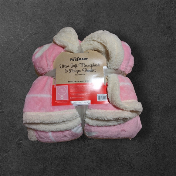 Petsmart Other - PetSmart Pink Ultra-Soft Microplush & Sherpa Blanket